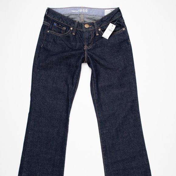 10 YEARS GAP LOW RISE / BOOT CUT JEANS NWT - Picture 3 of 5
